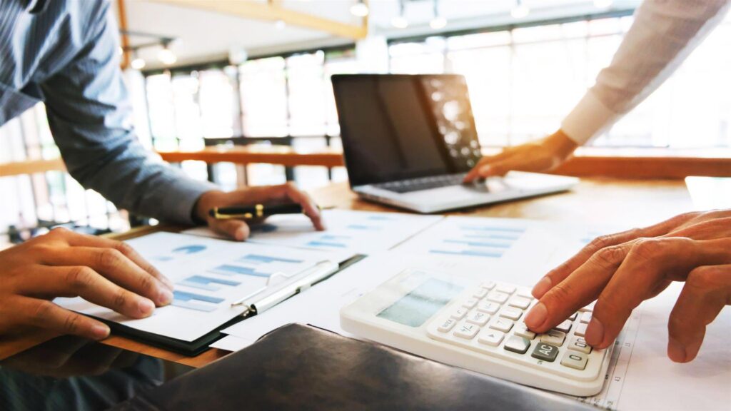 3 Common Franchise Fees & Red Flags to Watch Out For