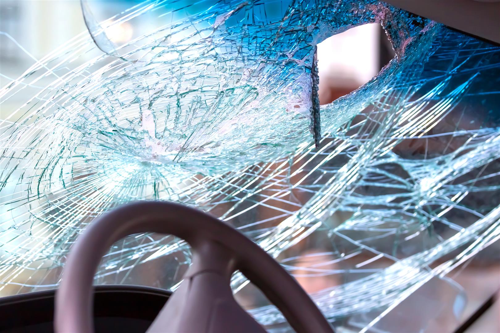 Auto Glass Franchises Might Shatter Your Savings: Here's Why