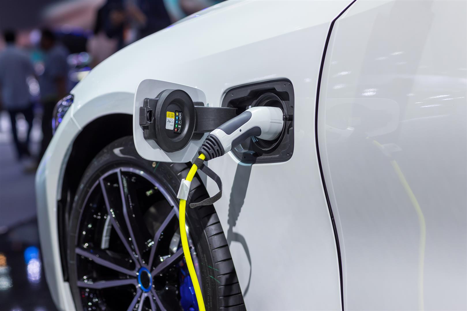 EV Charging Station Franchise Cost: What to Know Before You Invest