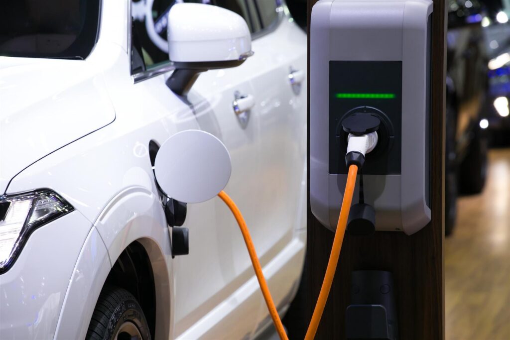 Oil Change Franchise Outlook: The Future as Cars Go Electric